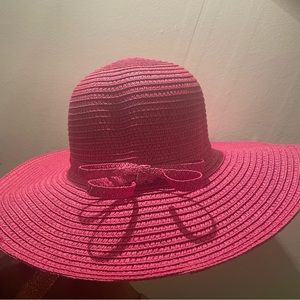 Cappelli StraWorld large pink straw hat